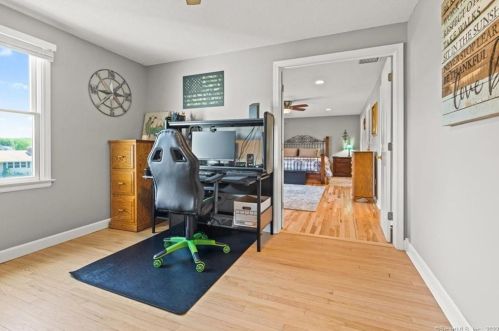 309 Pilgrim Ln, Southington CT  06489-1345 exterior