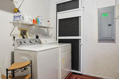 899 Sarria Ct, Fort Pierce FL  34986-1700 exterior