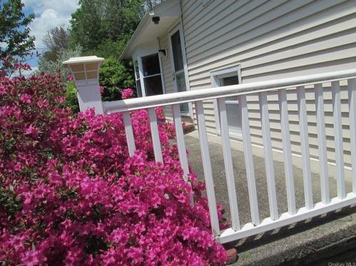 235 Lake St, South Fallsburg NY  12779-5324 exterior