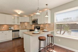 5330 Scattered Oaks Ct, Jacksonville, FL 32258-3416