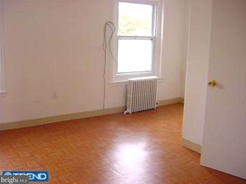 424 3rd St, Philadelphia PA  19148-1613 exterior