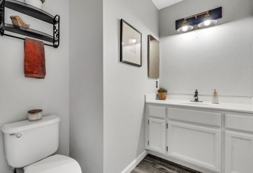 8011 Andante Dr, Citrus Heights CA  95621-1402 exterior