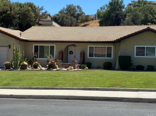 1390 Mohave Dr, Colton CA  92324-4849 exterior