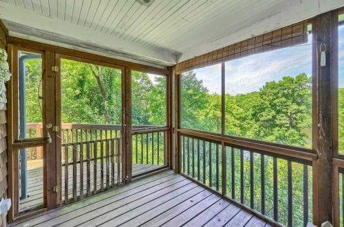 42 Lake Dr, Whaley Lake NY  12531-5251 exterior