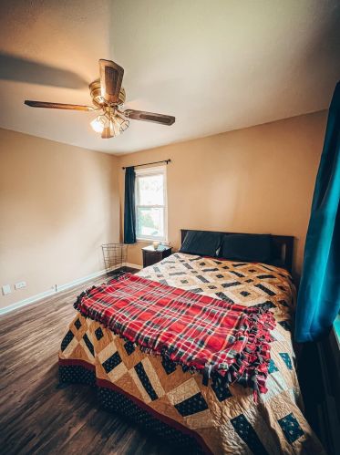 2933 98th St, Hammond IN  46322-3349 exterior