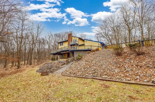 80 Mount Sumner Dr, Manchester CT  06043-7248 exterior