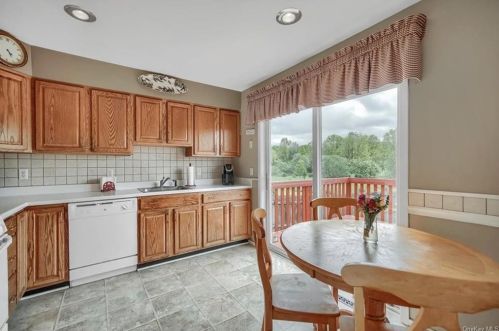 25 Mclaughlin Way, Washingtonville NY  10992-1151 exterior