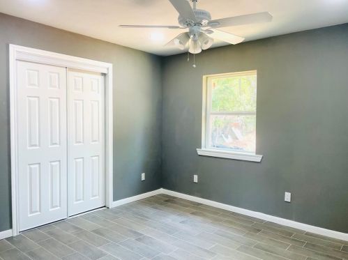 4800 Marshall St, Fort Worth TX  76119-7527 exterior