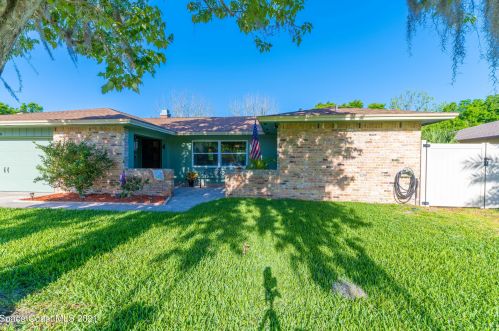 4240 Grovewood Ln, Titusville, FL 32780-5915
