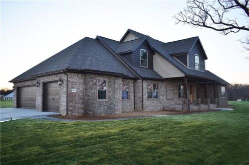 491 Twin Falls Dr, Fayetteville, AR 72730