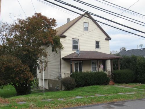 506 Susquehanna Ave, Olyphant, PA 18447-1615
