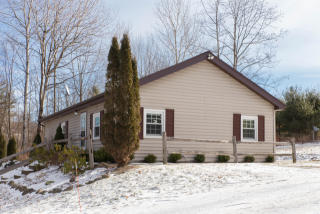 64 Andrews Ln, Stephentown, NY 12168-3001