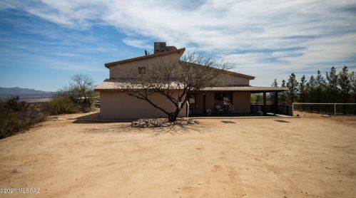 1063 Big Bear Rd, Mescal, AZ 85602-7076