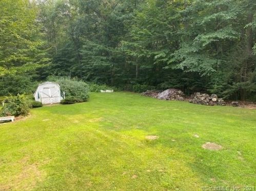 102 Spafford Dr, Exeter, CT 06249-2147