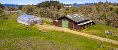 18801 Shafer Ranch Rd, Willits CA  95490-9642 exterior