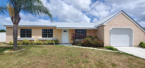 1872 Wexford Ct, Fort Pierce, FL 34952-7655