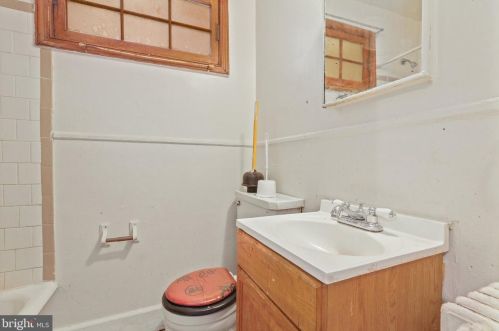 900 19 St, Washington DC  20002-4076 exterior