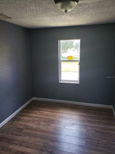 1300 Kettles Ave, Lakeland FL  33805-4343 exterior