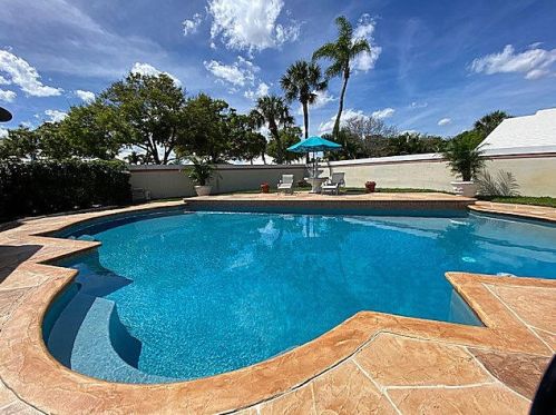 2785 White Wing Ln, West Palm Beach, FL 33409-2034