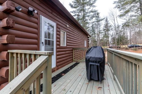 42 Sugar Run, Ellsworth NH  03285-6852 exterior