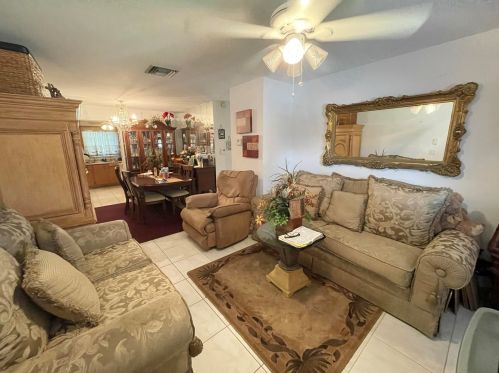 1268 36th St, West Palm Beach, FL 33404-2004