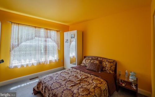 2054 Canyon Creek Rd, Gilbertsville PA  19525-7000 exterior