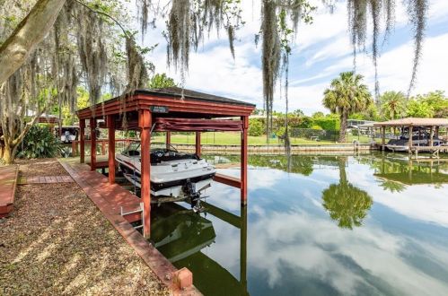 200 Shell Pt, Maitland FL  32751-5843 exterior