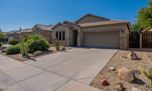 4154 Alamo St, San Tan Valley, AZ 85140-4378
