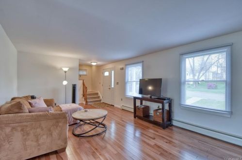 118 Olsen Ct, Montgomery NY  12549-1736 exterior