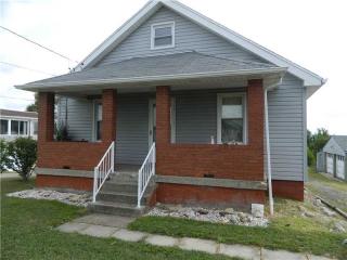 352 Oak Spring Rd, Canonsburg, PA 15317-1081