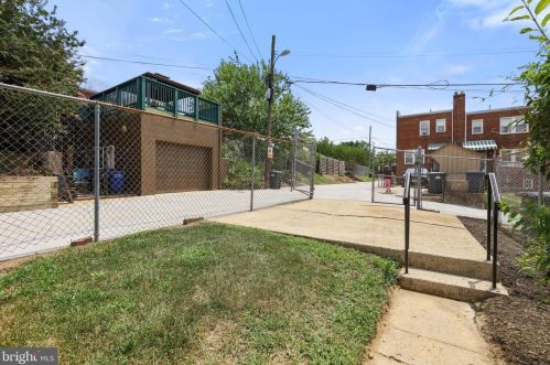 59 Crittenden St, Washington DC  20011-6719 exterior