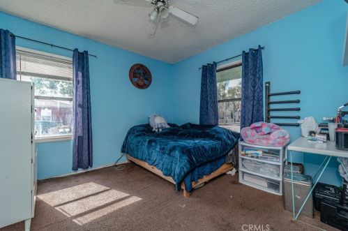 1420 Pearl Ave, Compton CA  90221-1554 exterior