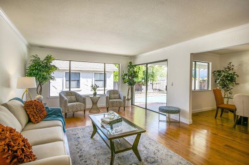 1911 Dry Crk Rd, Campbell CA 95008-3630 exterior