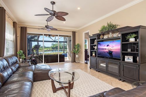 3716 Cotton Green Path Dr, Naples, FL 34114-9476