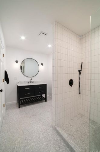 325 Hartwood Rd, Monticello NY  12777-6432 exterior