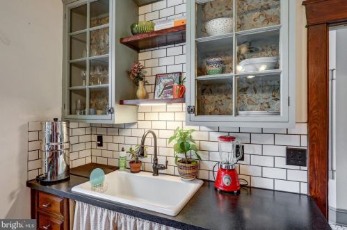 546 Orange St, Lancaster PA  17603-3669 exterior