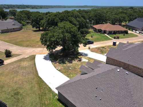 2808 Rodeo Dr, Quinlan, TX 75474-5518