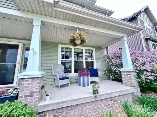 615 Hercules Trl, Madison WI  53718-2931 exterior