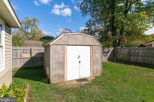 14 Hemsing Dr, Lumberton Township NJ  08048-3060 exterior