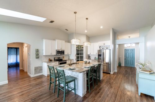 2517 Dogwood Ave, Fort Pierce, FL 34952-6515