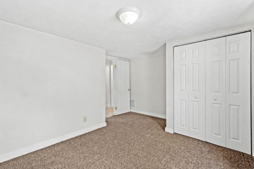 410 Blue Jay Dr, Canonsburg PA  15317-5639 exterior