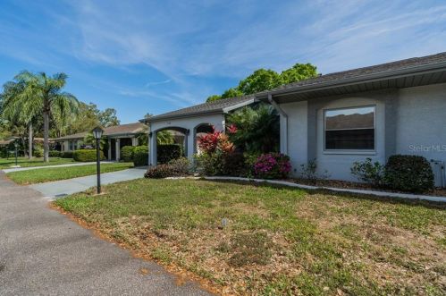 2106 Harleston Pl, Ruskin, FL 33573-6319