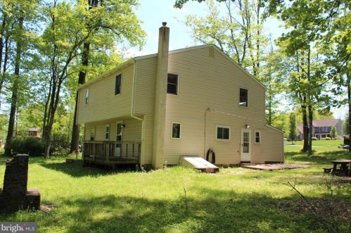 2030 Oak Ave, Jamison PA  18929-1004 exterior