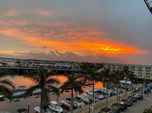 451 Bayfront Pl, Naples FL  34102-6469 exterior