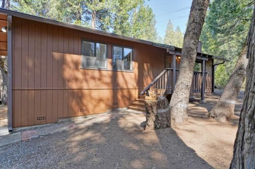 3814 Gold Ridge Trl, Pacific House CA  95726-9740 exterior