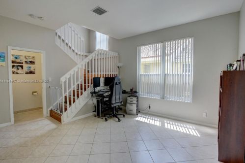 2053 149th Ave, Hollywood FL 33027-4340 exterior