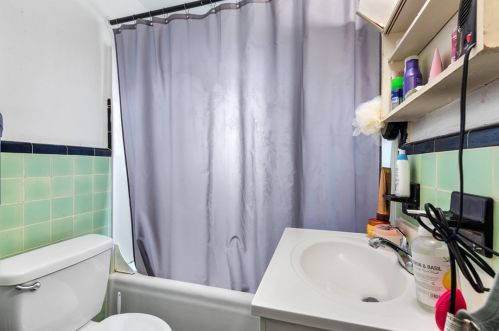 3829 Beechwood Blvd, Pittsburgh PA  15217-2613 exterior