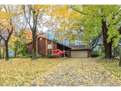 3040 Red Oak Dr, Perry, OH 44081-9559