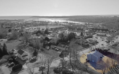 476 Grn End Ave, Middletown RI 02842-5626 exterior