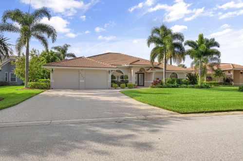 1292 Bent Pine Cv, Fort Pierce, FL 34986-2101